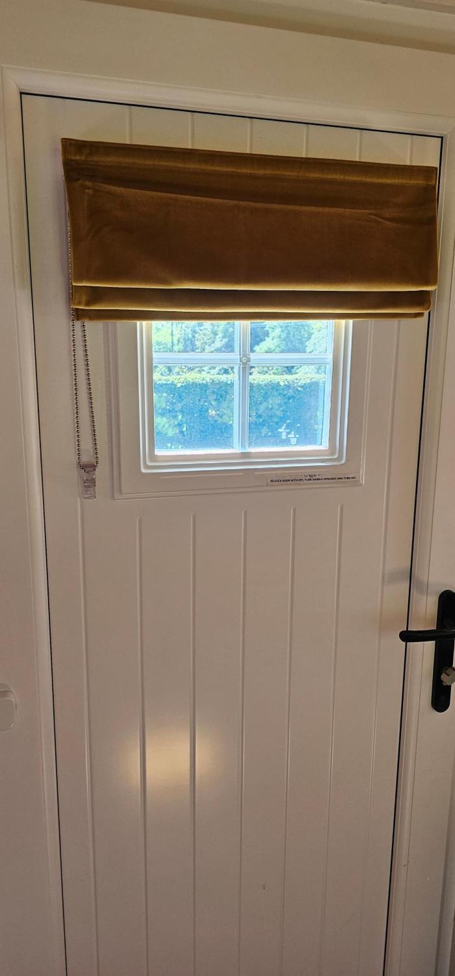 Small Cozy Shepherd Hut 20 By 7 Feet With Boxed In High Double Bed 巴尔马卡拉 外观 照片